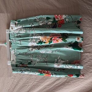 Mint green skirt with floral pattern. Women's sz 2XL.